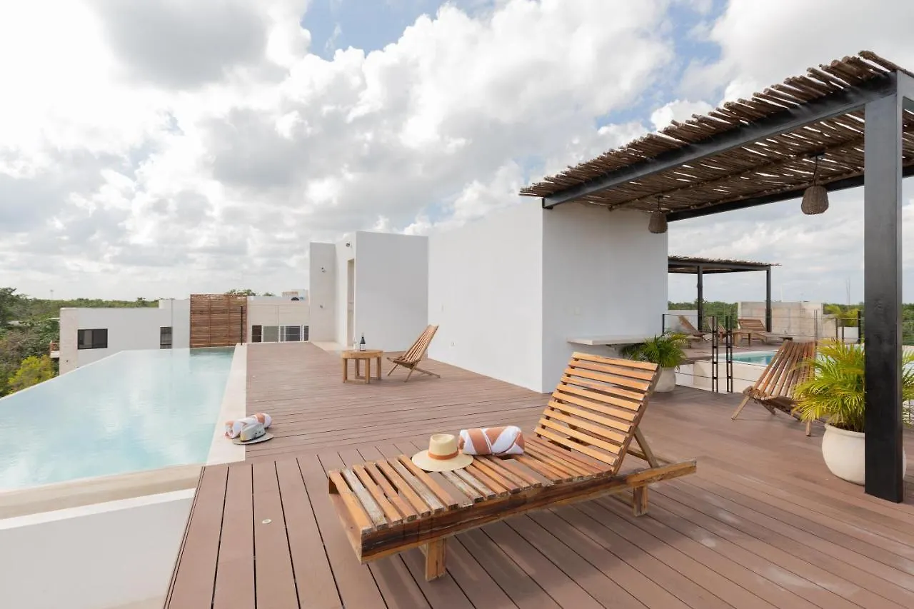 Modern 4Br Apartment In La Veleta With Rooftop Pool, Amazing Amenities & Incredible Jungle View Τουλούμ